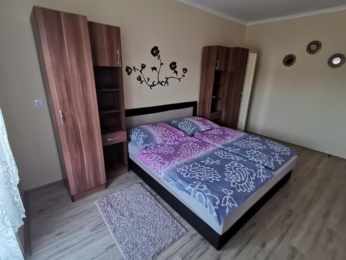 Lea Apartman Harkány Εξωτερικό φωτογραφία